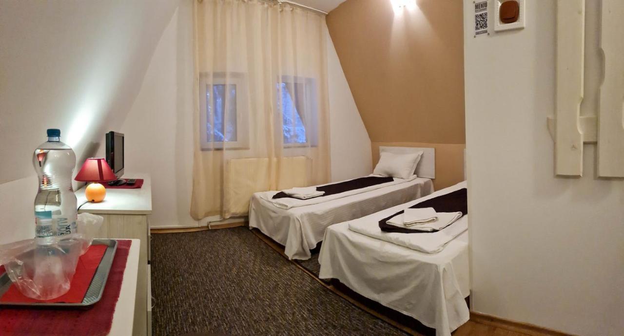 Pensiunea Happy Inn Vatra Dornei Zewnętrze zdjęcie